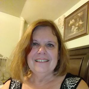 Meet your Posher, Lori